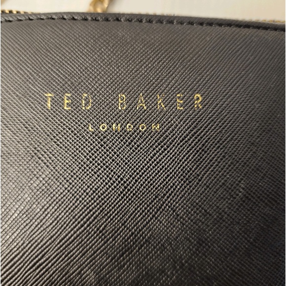 Ted Baker London Crossbody Shoulder  Bag - Black w/GoldtoneChain Removable strap - Picture 6 of 15